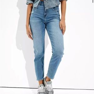 American eagle mom jeans